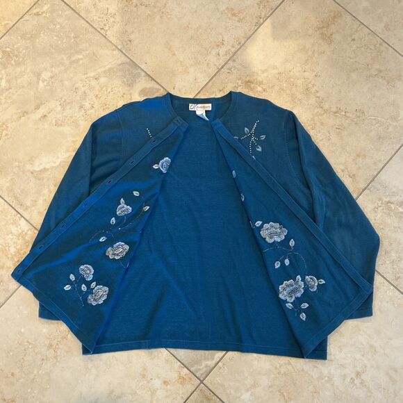 Dress Barn Vintage Embellished Studded Cardigan Sweater Blue Flowers Size 18/20 - Picture 3 of 8